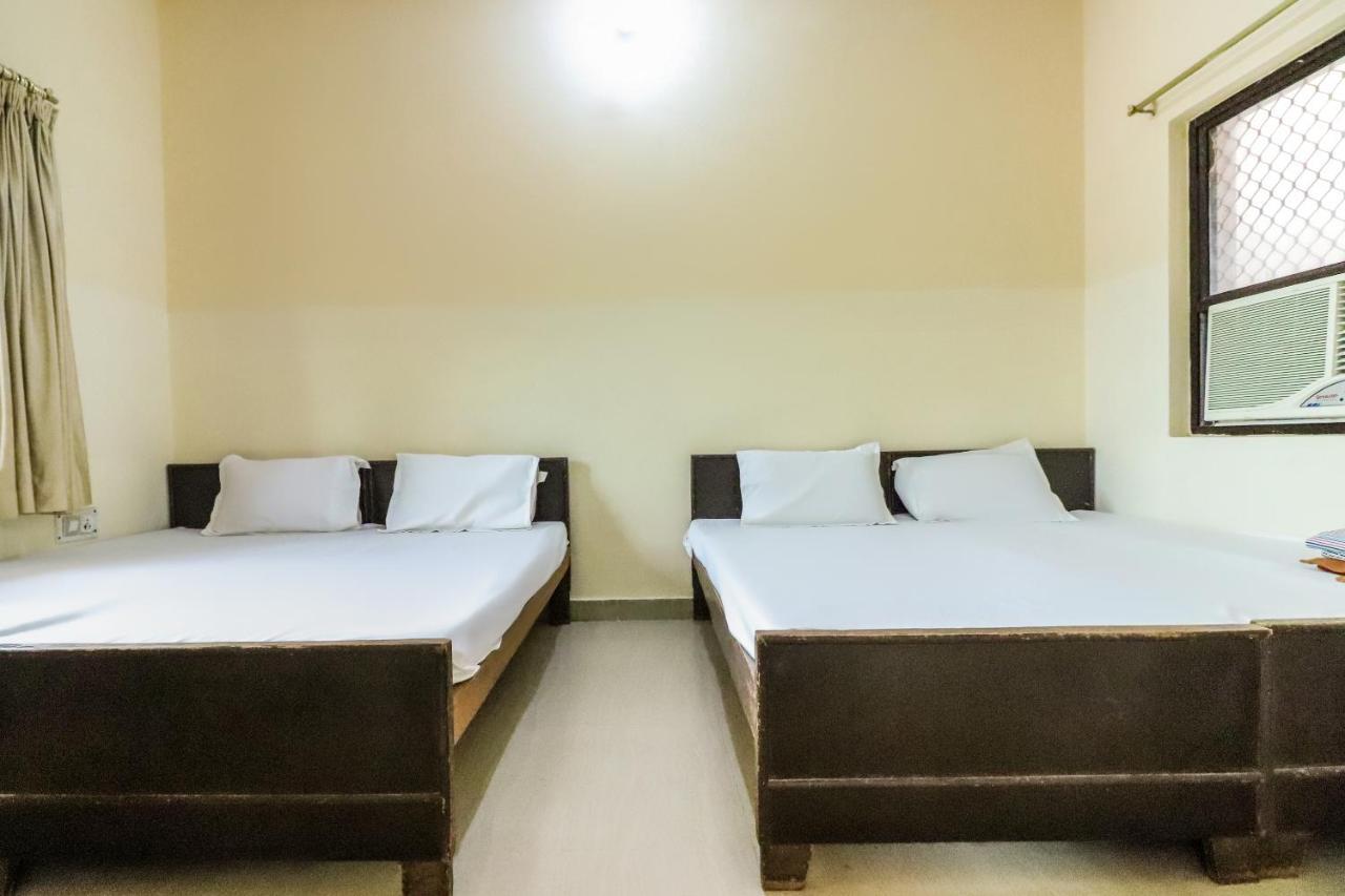 Spot On 60838 Shri Giriraj Dham Hotel Govardhan Exterior foto